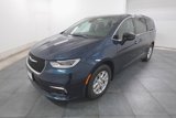 New 2025 Chrysler Pacifica Select image 4