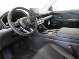 New 2025 Honda Pilot Touring image 3