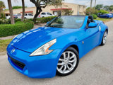 Used 2010 Nissan 370Z Touring image 2
