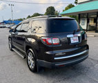 Used 2015 GMC Acadia SLT w/ Technology Package image 5