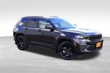 Certified 2024 Jeep Grand Cherokee Limited w/ Luxury Tech Group II image 3
