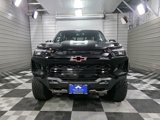 Used 2024 Chevrolet Colorado ZR2 w/ ZR2 Convenience Package III image 3