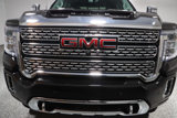 Used 2022 GMC Sierra 2500 Denali w/ Denali Black Diamond Edition image 5