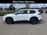 Used 2024 Nissan Rogue SV image 2