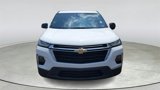 Used 2022 Chevrolet Traverse LS image 2