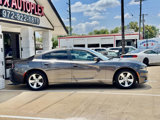 Used 2017 Dodge Charger SXT w/ Driver Confidence Group image 2