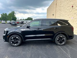 Used 2024 Kia Sorento S image 2