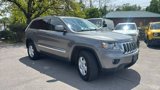 Used 2012 Jeep Grand Cherokee Laredo w/ Laredo E Group image 3