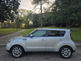 Used 2018 Kia Soul + image 3