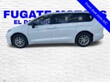New 2026 Chrysler Pacifica Select image 2