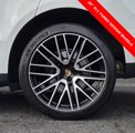 Used 2022 Porsche Macan image 2