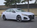 New 2025 Nissan Altima 2.5 SR image 2