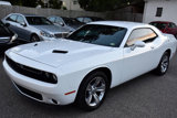 Used 2018 Dodge Challenger SXT image 2