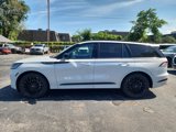 New 2025 Lincoln Aviator Reserve w/ Equipment Group 201A image 2