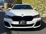 Used 2022 BMW 530e w/ Executive Package image 3