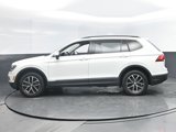 Used 2021 Volkswagen Tiguan SE w/ Panoramic Sunroof Package image 3