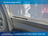 Used 2020 GMC Terrain SLT w/ Preferred Package image 3