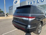 Used 2024 Lincoln Navigator Reserve image 5