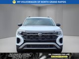 New 2025 Volkswagen Atlas Peak Edition SE image 2