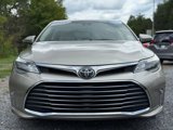 Used 2018 Toyota Avalon Limited image 2