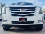 Used 2018 Cadillac Escalade Luxury image 5