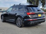 Used 2025 Audi SQ7 Prestige w/ Prestige Package image 3