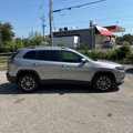 Used 2021 Jeep Cherokee Latitude Plus image 3