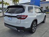 New 2025 Honda Pilot Touring image 5