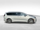 Used 2024 Chrysler Pacifica Pinnacle w/ Trailer Tow Group image 5