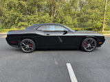 Used 2014 Dodge Challenger SXT image 4