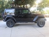 New 2025 Jeep Wrangler Unlimited Rubicon w/ XTREMEE 35" Tire Package image 3