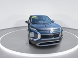 New 2025 Mitsubishi Outlander SE image 3