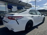 Used 2020 Toyota Camry SE image 5