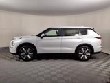 New 2025 Mitsubishi Outlander SE image 4