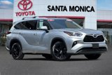 Used 2022 Toyota Highlander XLE image 2
