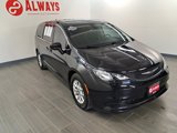 Used 2022 Chrysler Voyager LX image 3