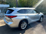 Used 2021 Toyota Highlander Limited image 5