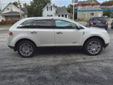 Used 2010 Lincoln MKX AWD image 4