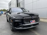 New 2025 Lincoln Nautilus Premier image 2