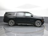 New 2025 Chevrolet Suburban LT w/ Comfort Package image 6