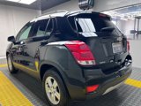 Used 2021 Chevrolet Trax LT w/ LT Convenience Package image 5