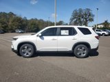 New 2025 Honda Pilot EX-L image 2