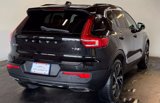 Used 2019 Volvo XC40 T5 R-Design image 5