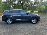 Used 2016 Kia Sorento LX w/ LX Convenience Package image 4