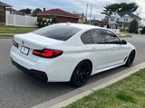 Used 2022 BMW 530i w/ M Sport Package image 4