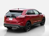 Used 2020 Ford Edge SEL w/ Convenience Package image 5