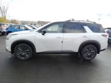 New 2025 Nissan Pathfinder SL w/ SL Premium Package image 6