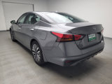 Used 2024 Nissan Altima 2.5 SV image 5