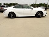 Used 2024 Toyota Camry SE image 5