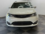 Used 2020 Chrysler Pacifica Touring-L Plus w/ S Appearance Package image 3